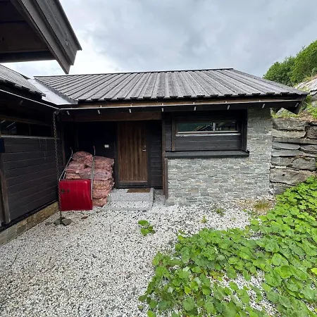 Cozy And Family-friendly Mountain 度假居